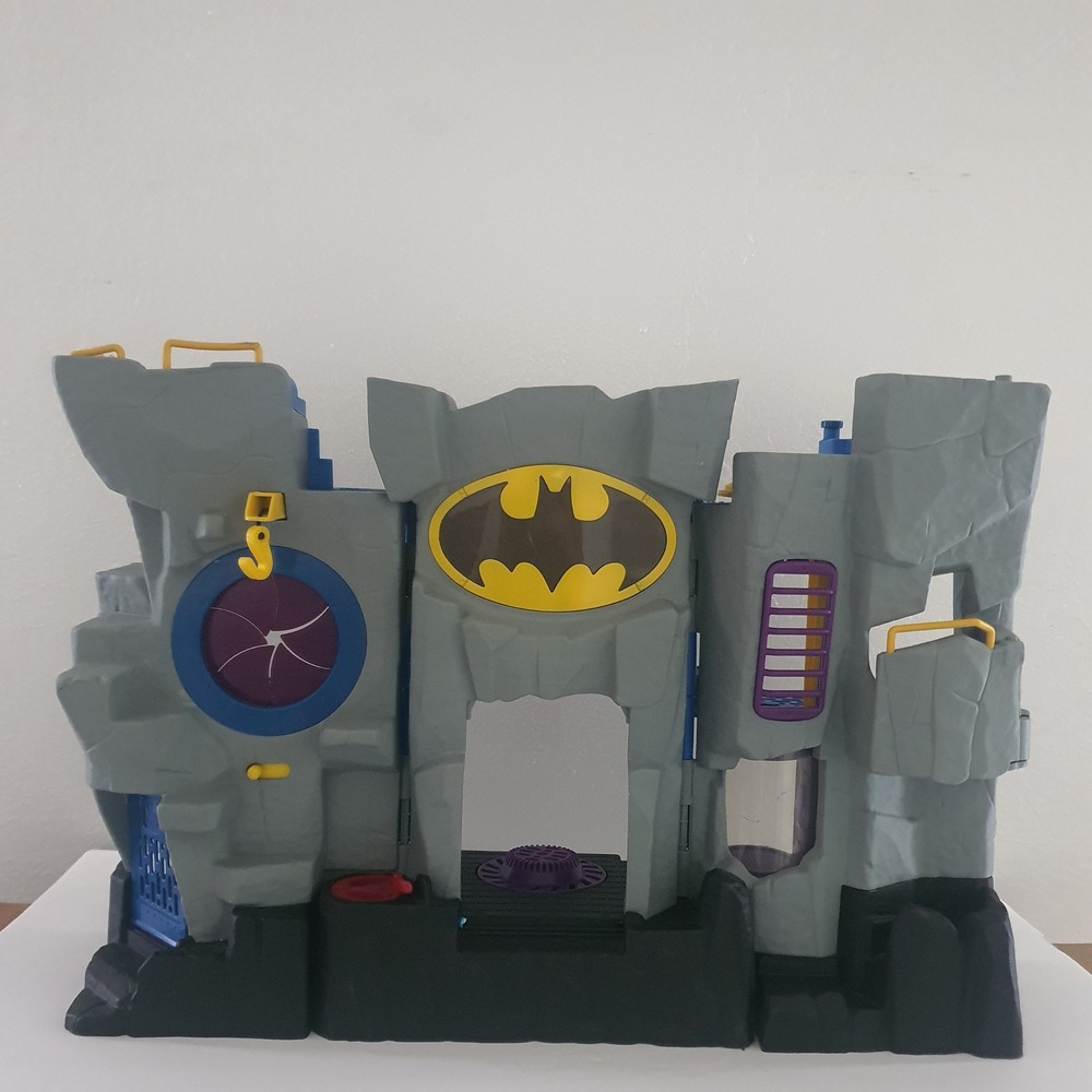 Imaginext DC Super Friends Batcave Playset 2007 Batman Toy Fisher Price Elevator